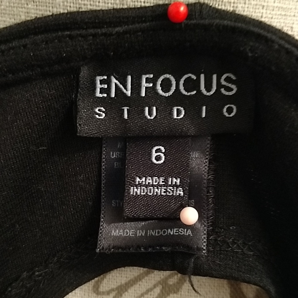 En Focus Studio dress Sz 6 - Picture 6 of 7